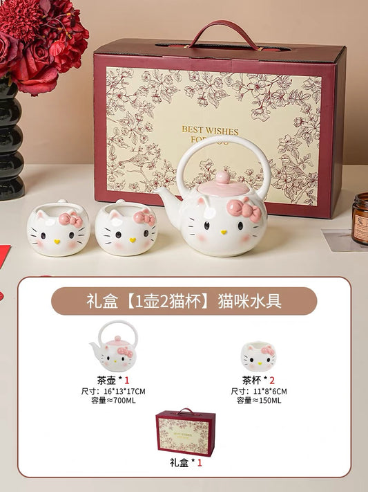 Hello kitty tea set (2 cups)