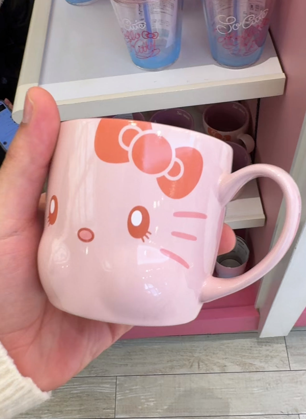 Hello Kitty - Universal Studios Japan