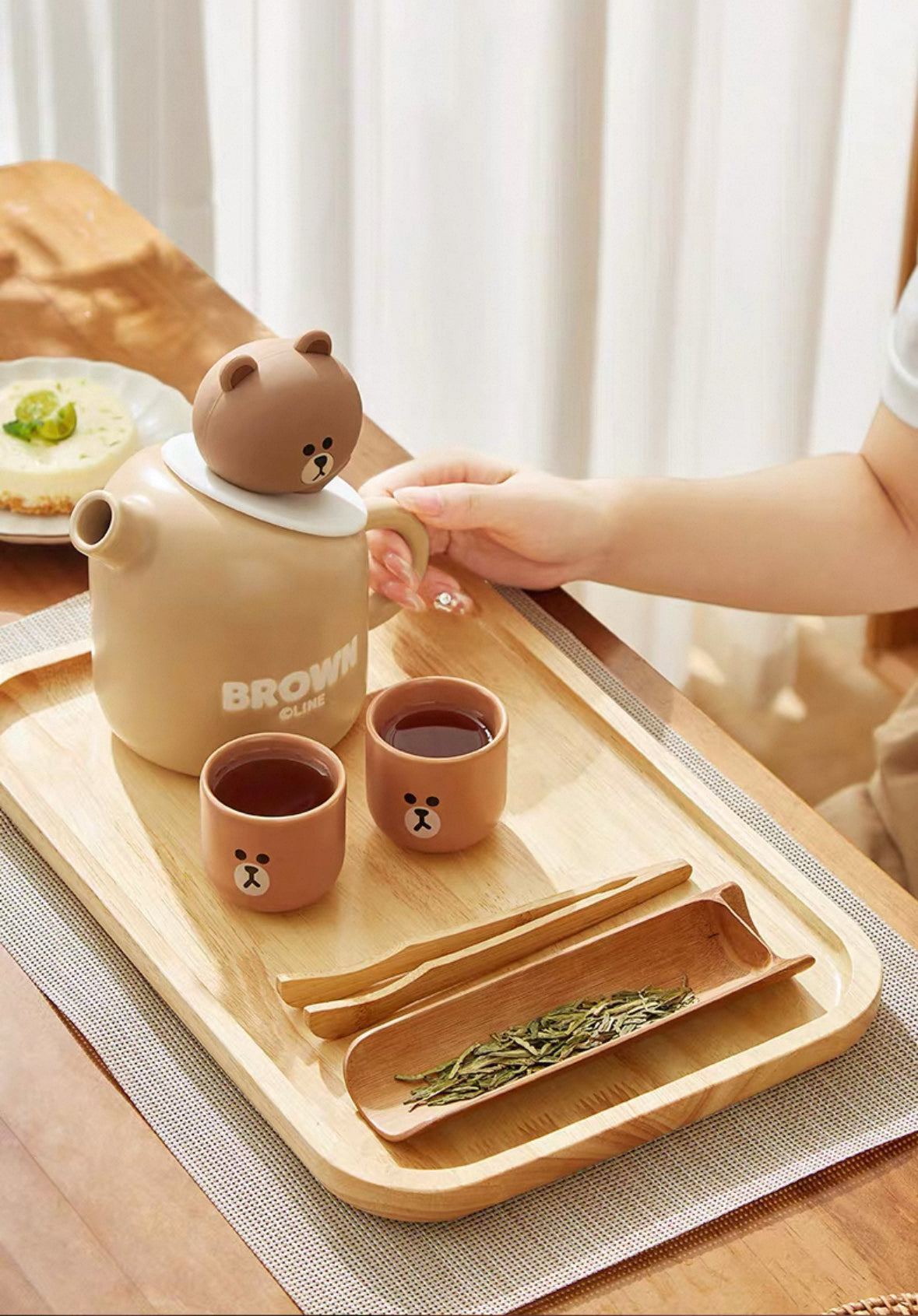 Line Friends Brown tea set