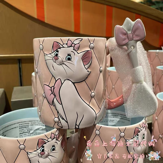 Marie pink mug with spoon