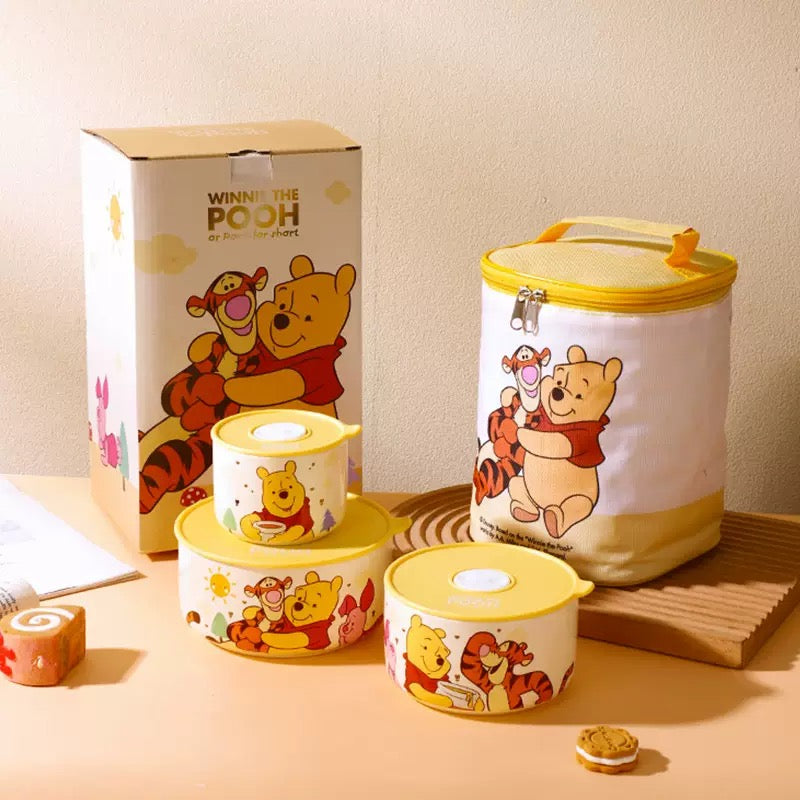 Winnie the Pooh Lunchbox set ￼