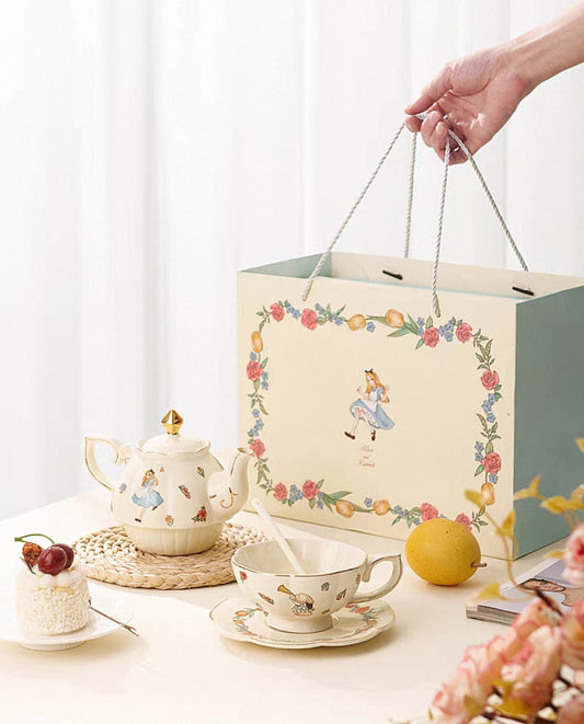 Alice & Rabbit tea set
