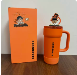 Starbucks Bear store manager town with straw cup with straw stopper 670ml