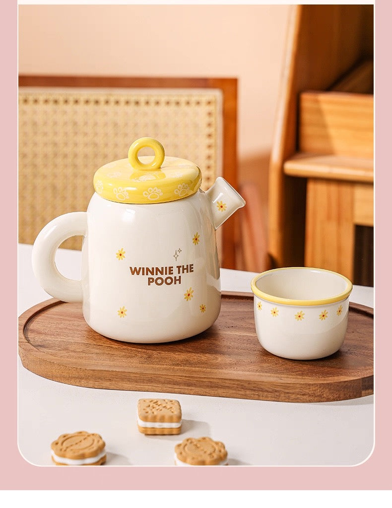 Winnie the Pooh teapot - 4 cups