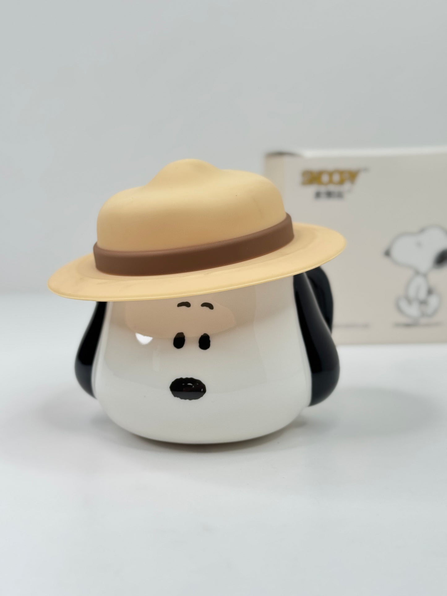 Snoopy hat mug