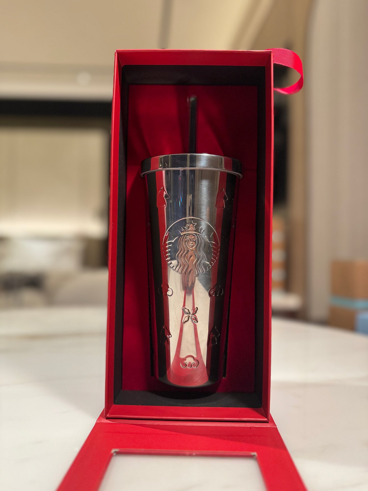 Starbucks stainless steel silver tumbler 690 ml